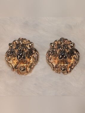Vintage Gold Lion Head Earrings